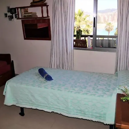 2c Levante Apartment